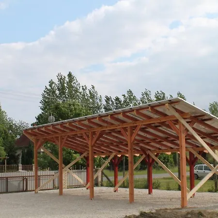 Holiday home Ponty Orso Vendeghaz Nagybaracska